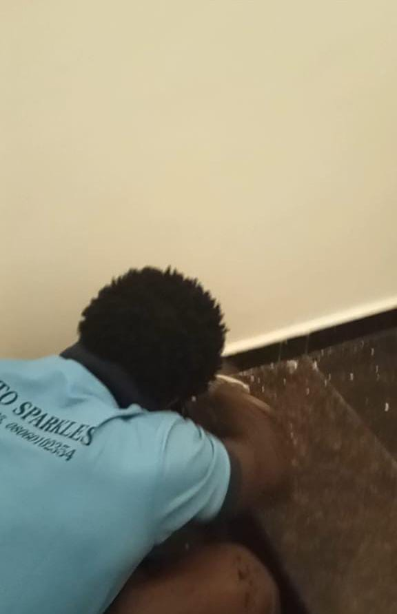 Detailed surface cleaning
